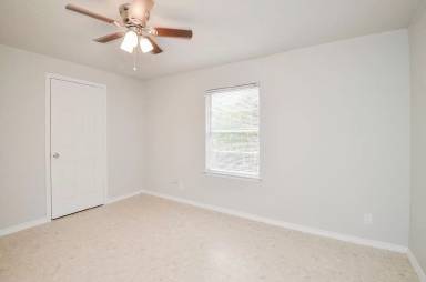 Main picture of 2118 Thonig Rd