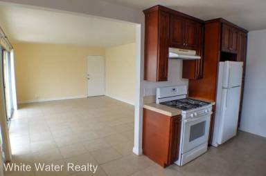 Main picture of 308 Avenida Granada