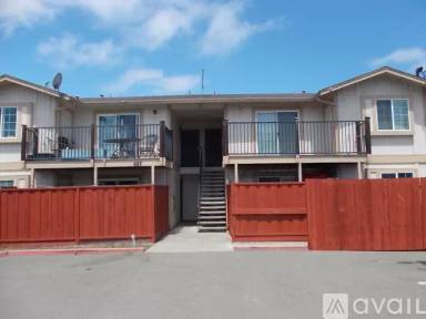 Main picture of 683 Shepherd Ave