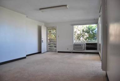 Main picture of 1372 Saint Louis Dr