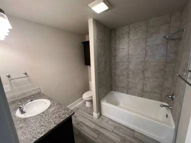 Main picture of 1913 140th St