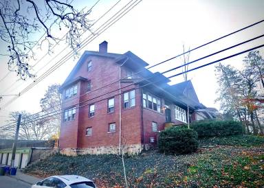 Main picture of 1601 Beechwood Blvd