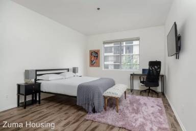 Main picture of 10600 Wilshire
