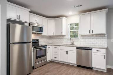 Main picture of 200 Springwood Rd