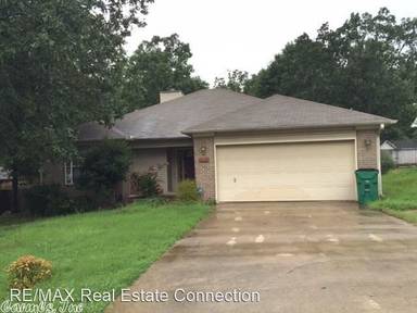 Main picture of 2030 N Hills Dr