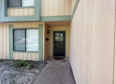 Main picture of 9502 Quail Village Ln