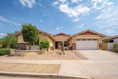 Main picture of 1748 W Aloe Vera Dr