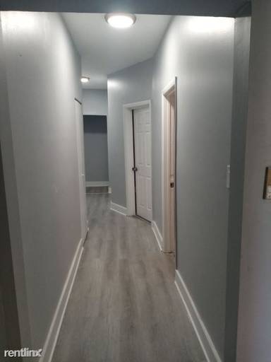 Main picture of 7436 S Kingston Ave