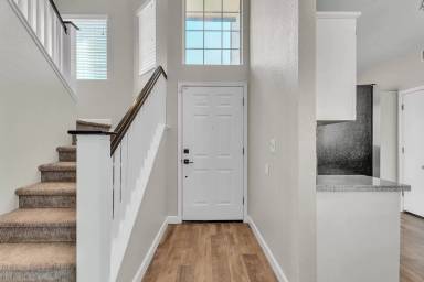 Main picture of 9534 Sunlight Ln