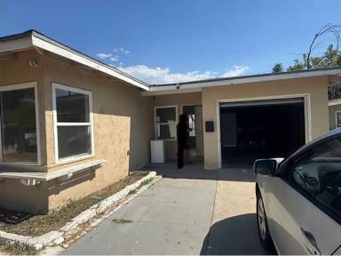 Main picture of 735 Ramona Ave