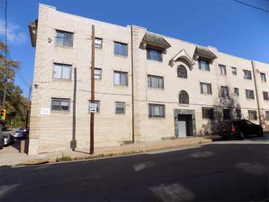 Main picture of 707 North Ave