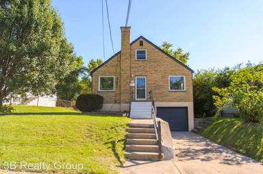 Main picture of 2928 Royal Glen Dr