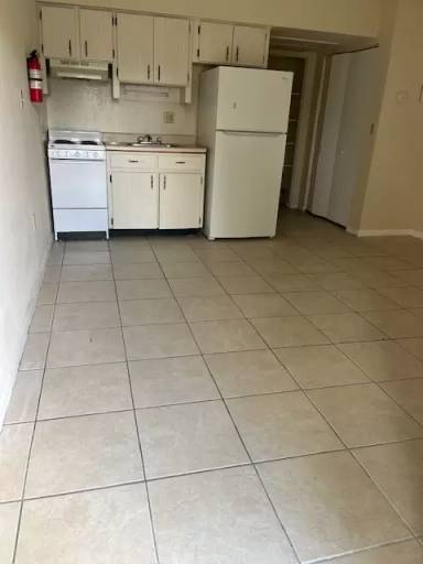 Main picture of 319 Spruce Ave