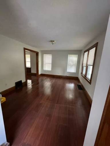Main picture of 762 Lovers Ln