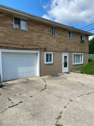 Main picture of 4102 1/2 W Enon Dr