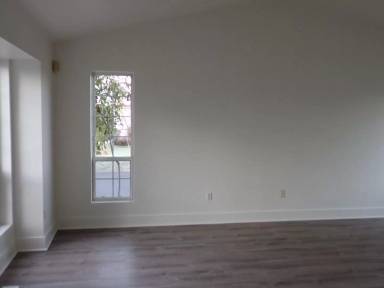 Main picture of 4002 219th St E