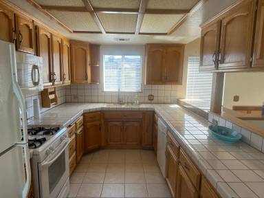 Main picture of 1726 6th St