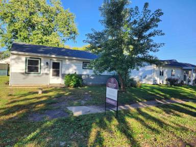 Main picture of 5344 N 14th 1/2 St