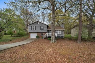 Main picture of 9173 Raven Dr