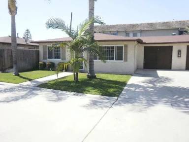 Main picture of 718-720 Williams Dr