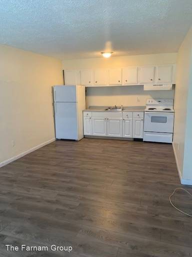 Main picture of Willow Woods