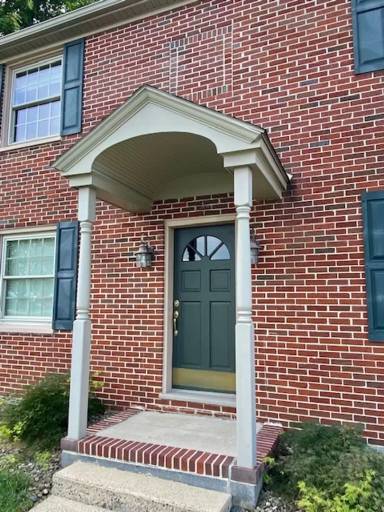 Main picture of 18133 Maugans Ave