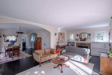 Main picture of 6338 Longview Ave