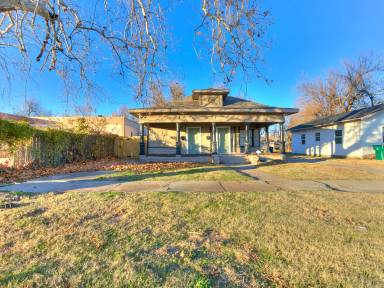 Main picture of 1719 NW 1st St