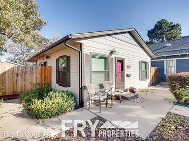 Main picture of 4568 Wolff St