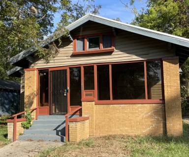 Main picture of 1657 Lee Ave SW