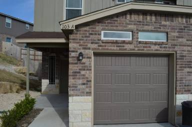 Main picture of 103 Stone Canyon Ct
