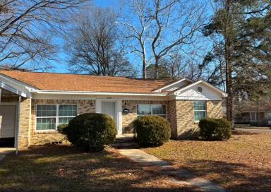 Main picture of 2502 Hazel St