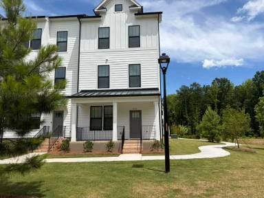 Main picture of 15359 Ballancroft Pkwy