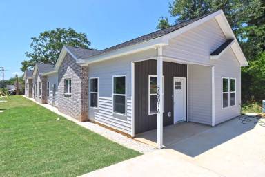 Main picture of 2501 Bratton St