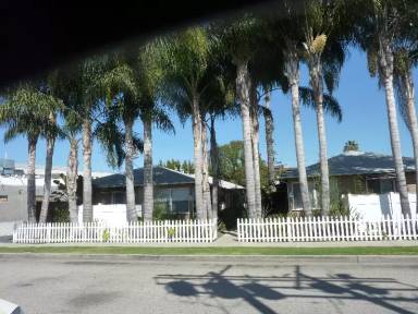 Main picture of 2232 1/2 S Carmelina Ave