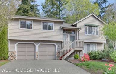 Main picture of 2212 Kennewick Pl NE
