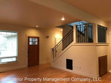 Main picture of 155 Hiatt St