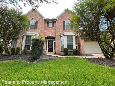 Main picture of 11902 Cedar Creek Dr