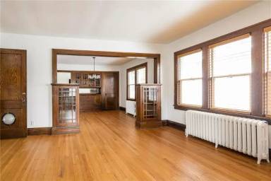 Main picture of 1319 Dayton Ave