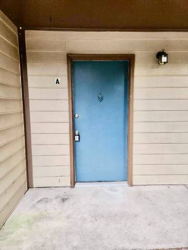 Main picture of 1661 Horseshoe Dr