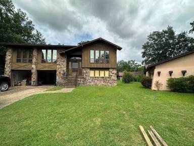 Main picture of 6009 Leabrook Ln