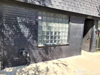 Main picture of 4876 W Armitage Ave