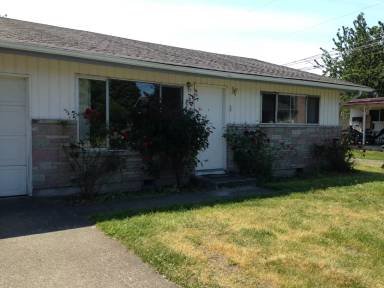 Main picture of 321 E I St