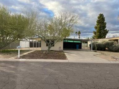 Main picture of 18408 N 5th Pl