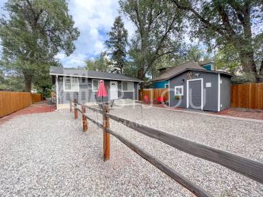 Main picture of 842 E Cimarron St