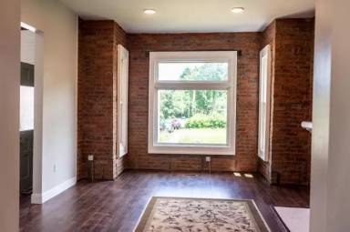 Main picture of 307 Taylor Ave