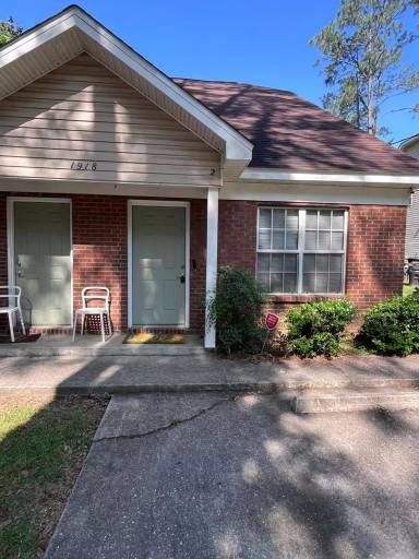 Main picture of 1918 Trimble Rd