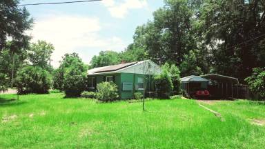 Main picture of 605 NW 33rd Ave