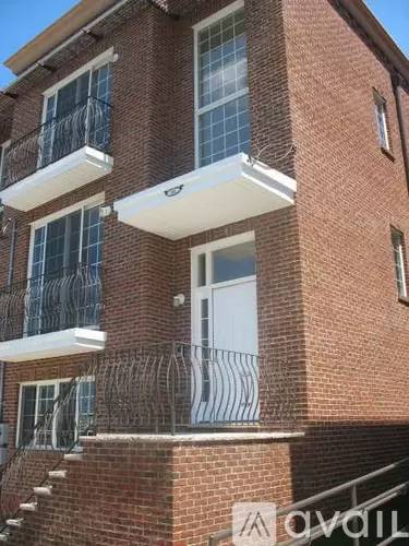Main picture of 282 Johnston Ave