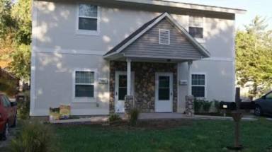 Main picture of 1003 Orchard St